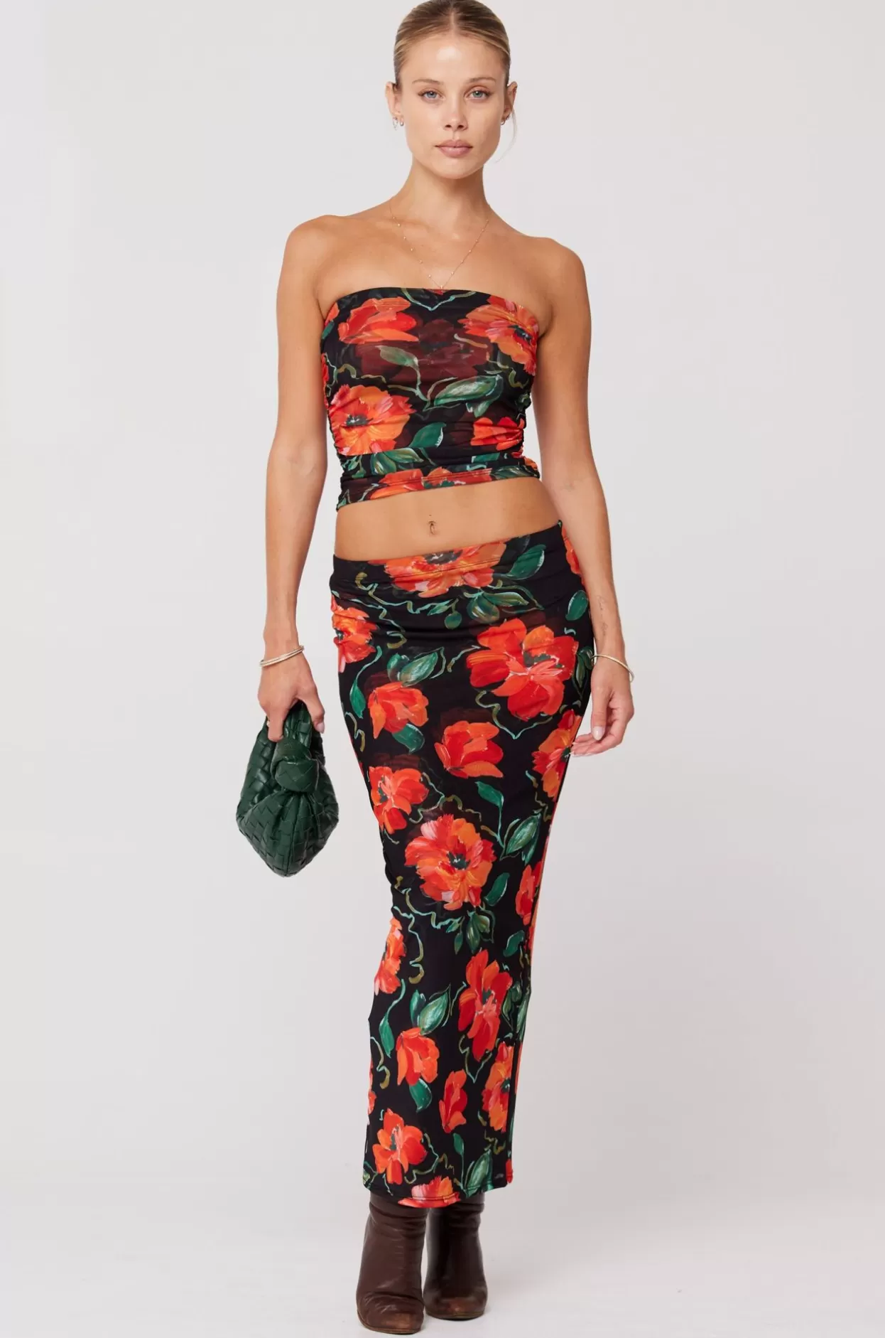 clyde_mesh_skirt_in_poppy_6.webp New Clyde Mesh Skirt In Poppy Women Bottoms