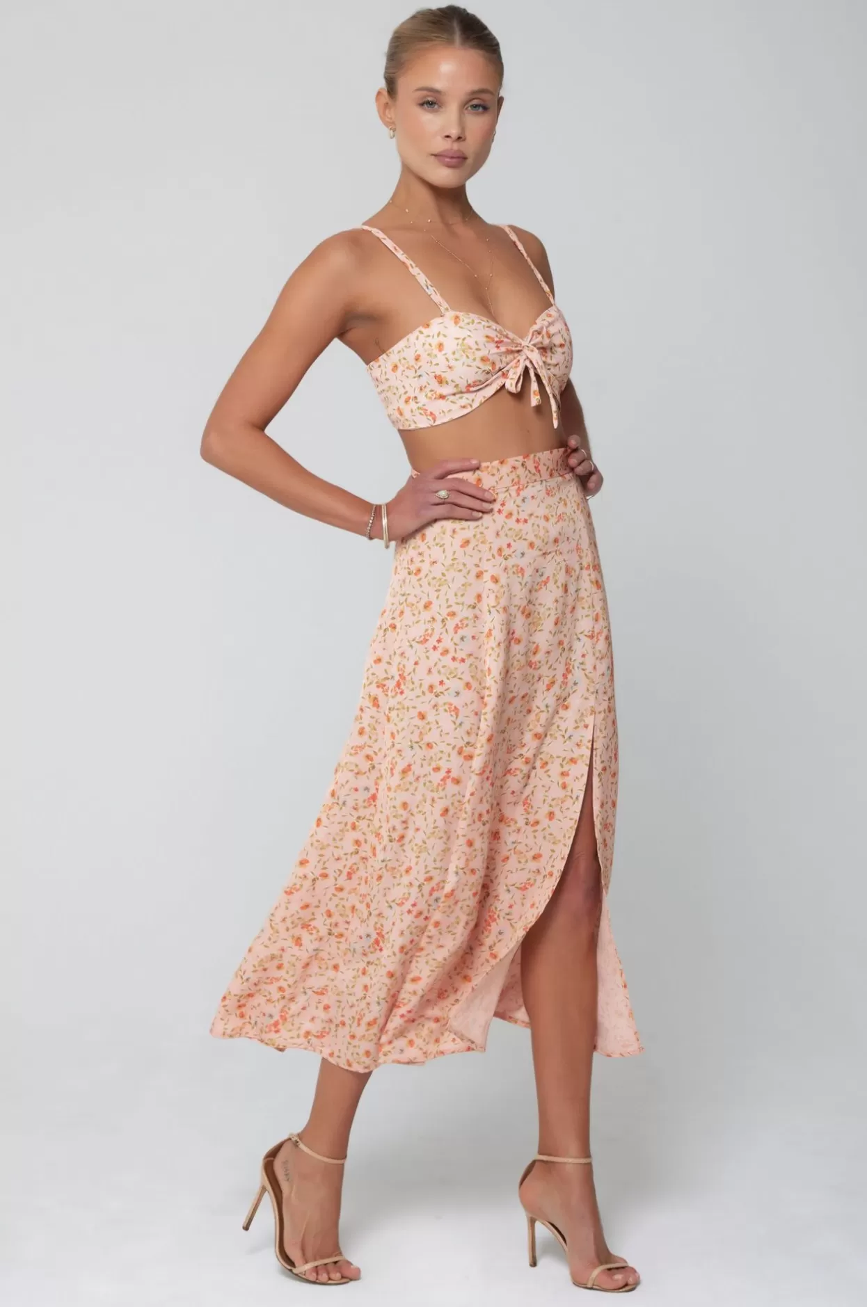 katie_crop_in_sunstone_2.webp Shop Katie Crop In Sunstone Women Tops