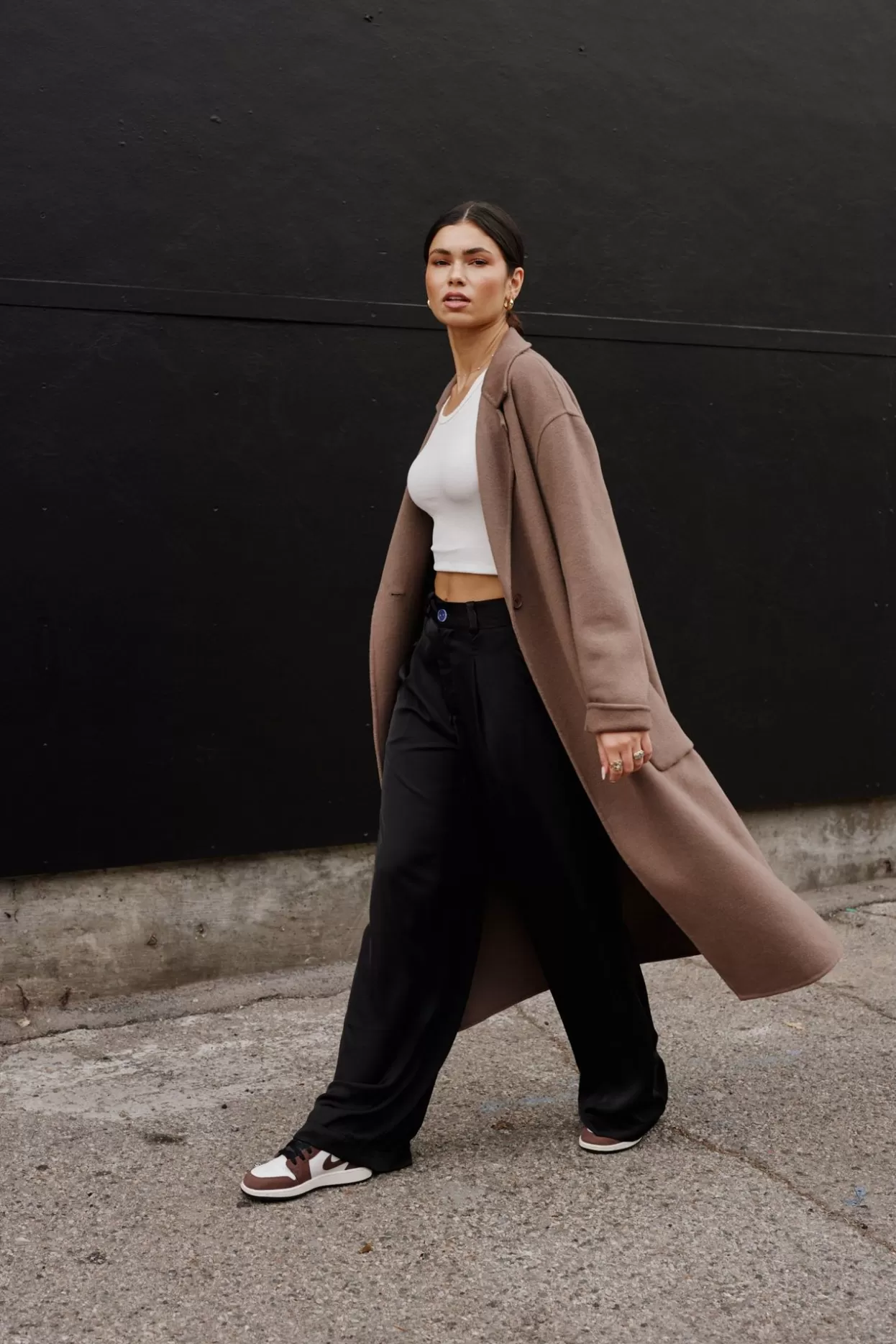 ryder_coat_in_taupe_3.webp Sale Ryder Coat In Taupe Women Tops